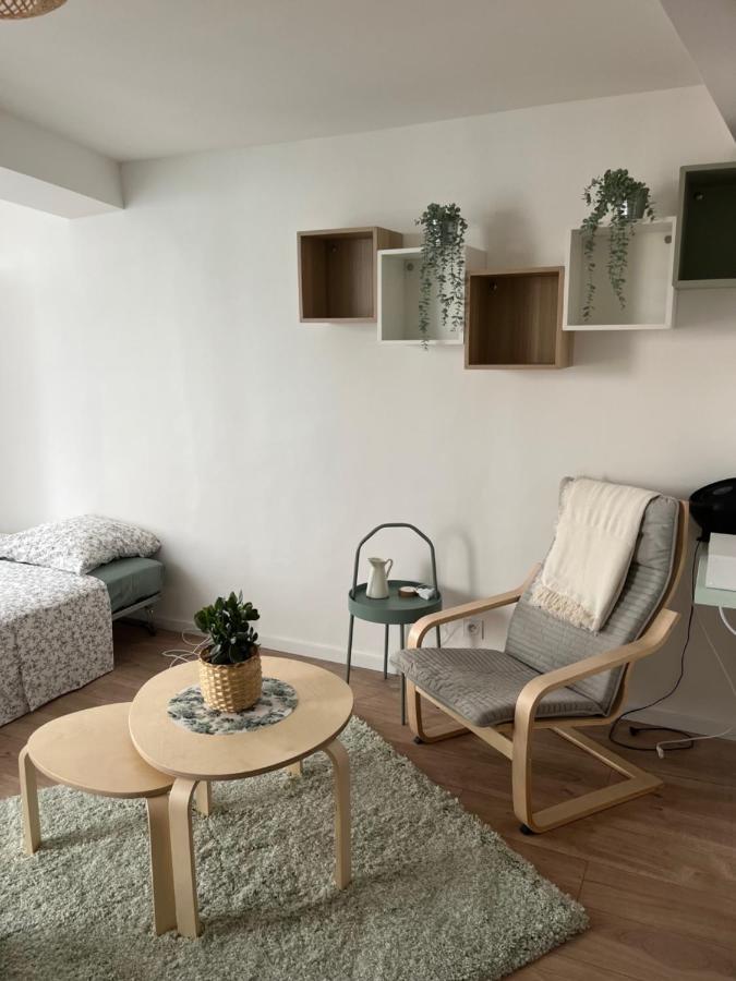 Studio Hyeres -Rue Pietonne Climatisation Lit 160 Tout Equipe - Sabrina Eksteriør bilde