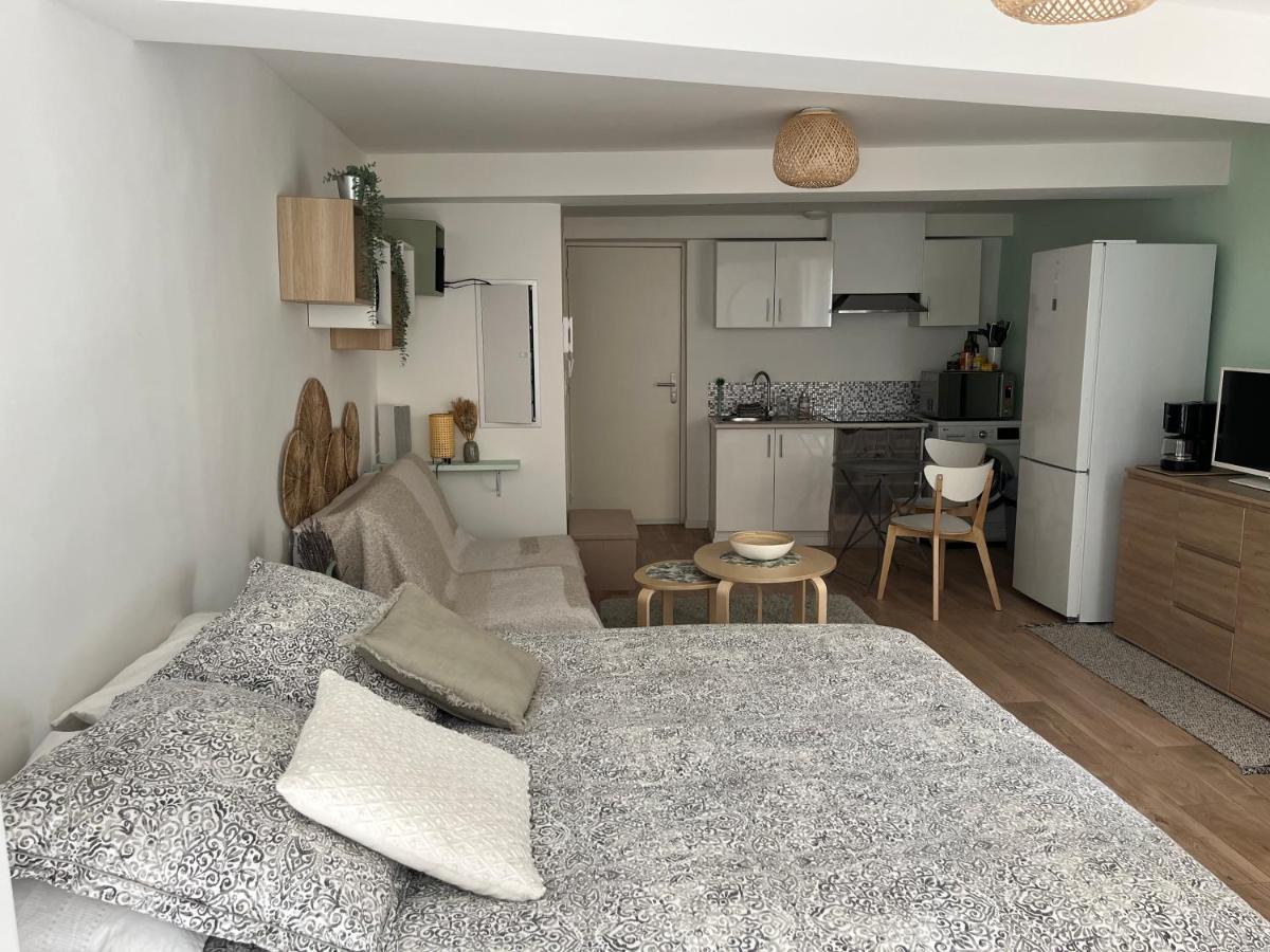 Studio Hyeres -Rue Pietonne Climatisation Lit 160 Tout Equipe - Sabrina Eksteriør bilde